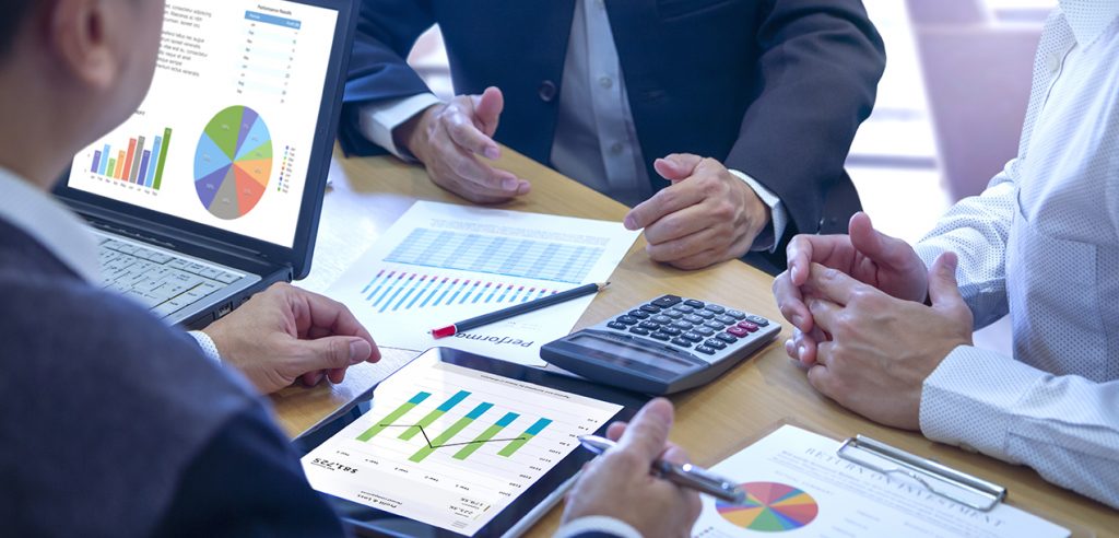 longevity of retirement funds, Reviewing a financial reports in returning on investment analysis, mitigating risk, sequence risk, returns risk